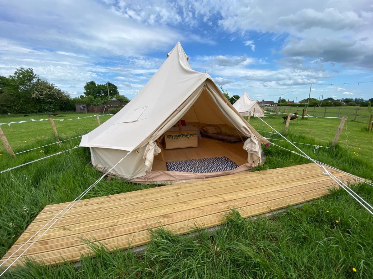 Honey Pod Farm Bell Tents Аптон-апон-Северн Экстерьер фото